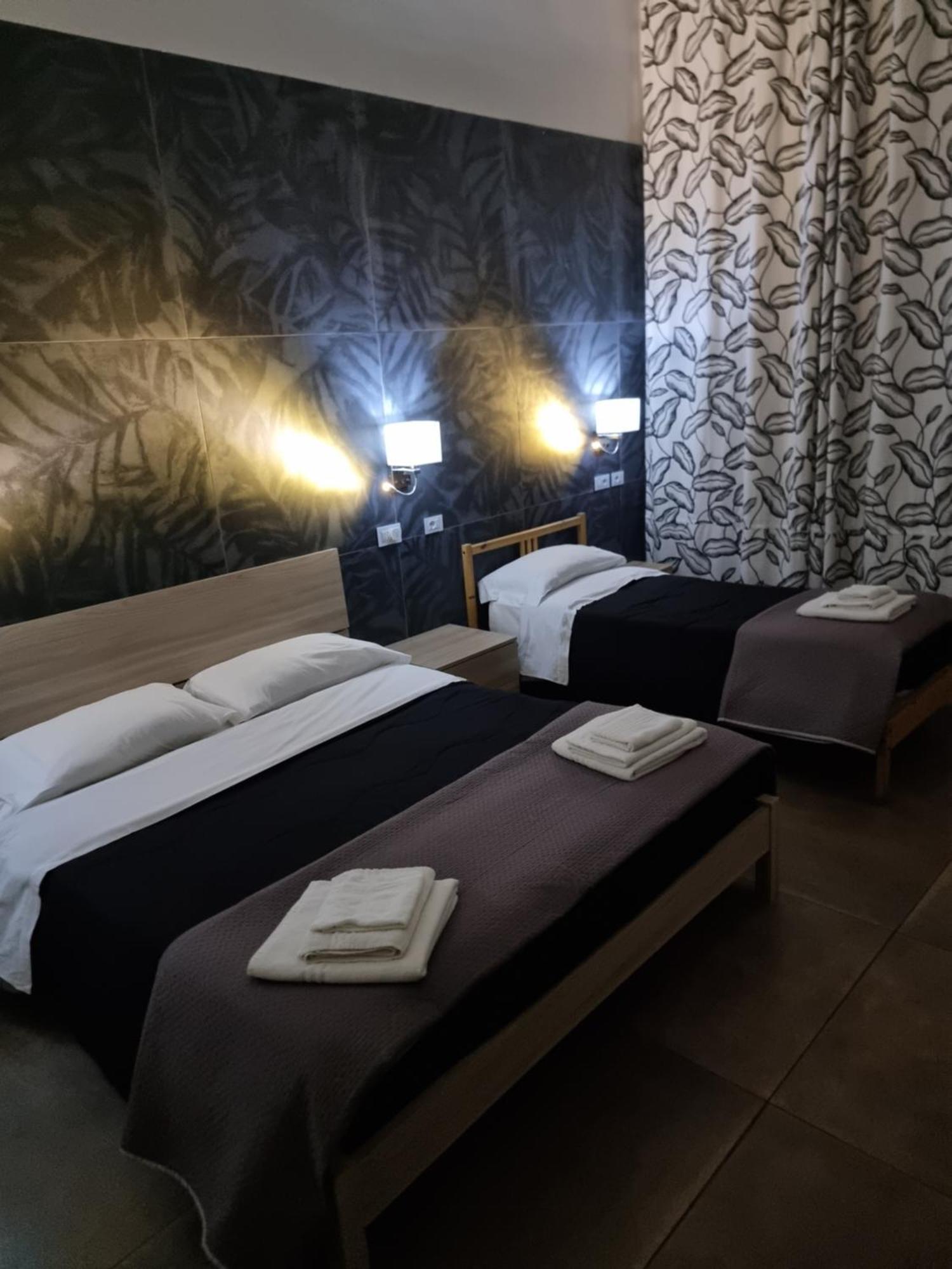 El Corazon De Napoles, Centro Historico Bed & Breakfast Bagian luar foto